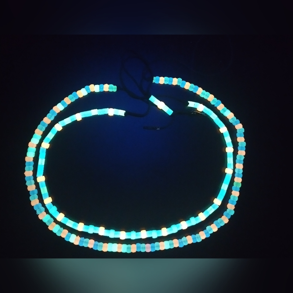 GLOW NECKLACE - Picture 5 of 15